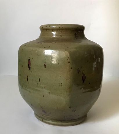 null DIGOIN - circa 1960 Square section
pot with romd neck in earthenware glazed...