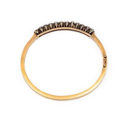  Bracele tjonc en or rose serti d'un motif ligne en diamants de taille ancienne siècle...