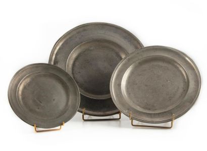 Set of three pewter dishes