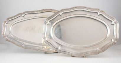 null Set consisting of two silver-plated metal dishes with double contoured fillets:...