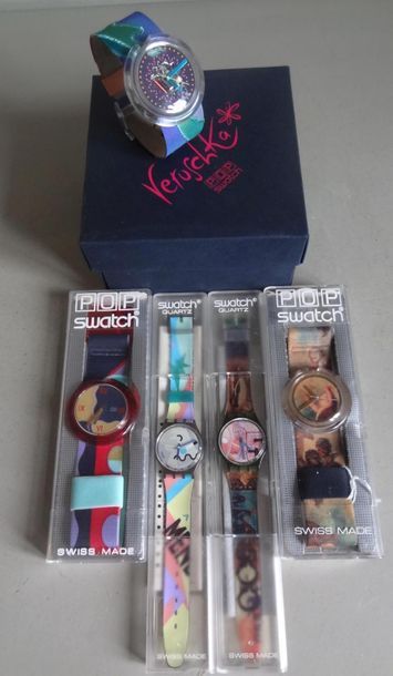 SWATCH SWATCH
Ensemble de trois montres POP SWATCH et deux autres d'un modèle plus...