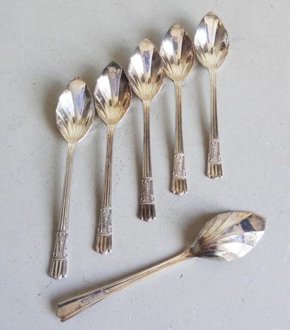 YEOMAN PLATE YEOMAN PLATE - E.P.N.S
Set of six small metal fruit spoons with fluted...