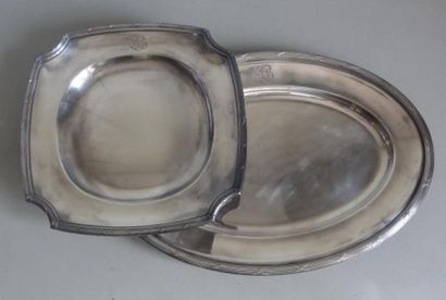 CHRISTOFLE CHRISTOFLE
Two silver-plated metal dishes, the first oblong, the second...
