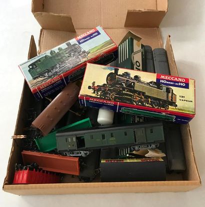 null Electric train set: wagons and locomotives ...