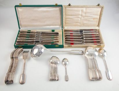 null Silver plated metal cutlery set, single flat and beaded model, including 12...