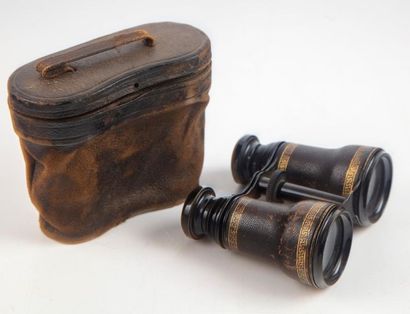 null Pair of leather-covered binoculars. Late 19th century
Their case is enclose...