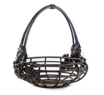 null Wrought iron basket in Art Deco style
H.: 32 ; D.: 33 cm