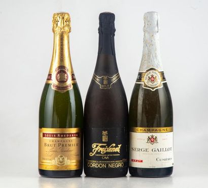 null 3 bouteilles : 1 bouteille SERGE GAILLOT Champagne brut, 1 bouteille LOUIS ROEDERER...