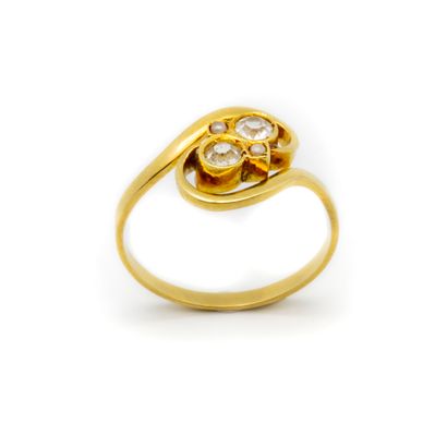 null Yellow gold ring with two diamonds winding in you and me

Gross weight: 2.06...