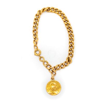 null Small children's bracelet in yellow gold decorated with a medal to the Virgin...