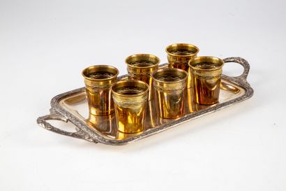 null Small serving tray with silver metal handles. Six liqueur cups are included....