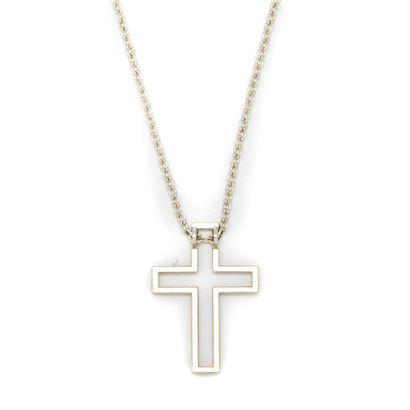 null Silver chain with a cross on it

Weight: 5.72 g.