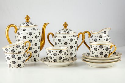 null 
BALLEROY & CIE - Limoges 




Porcelain coffee set with black dots decoration...