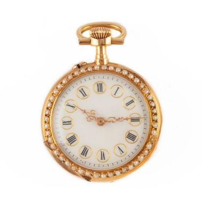 null 19th century
Lady's watch with yellow gold collar, the dial surrounded by small...