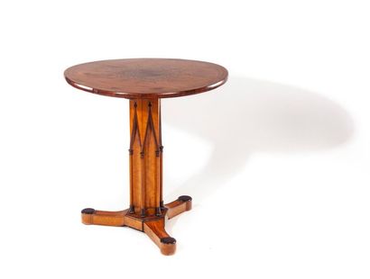 null Pedestal table with a swivelling round top in burrwood veneer and rosewood with...