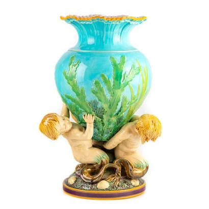 MINTON Manufacture de MINTON - England
Important polychrome majolica vase in the...