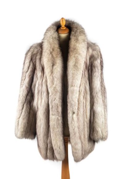 Alan GERARD Alan GERARD - Paris
3/4 fur coat
Size 40