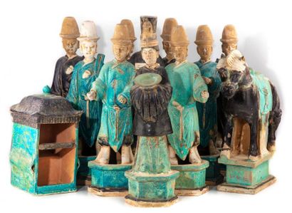 CHINE - MING CHINE - Epoque MING (1368 - 1644)
Ensemble en terre cuite émaillée turquoise...