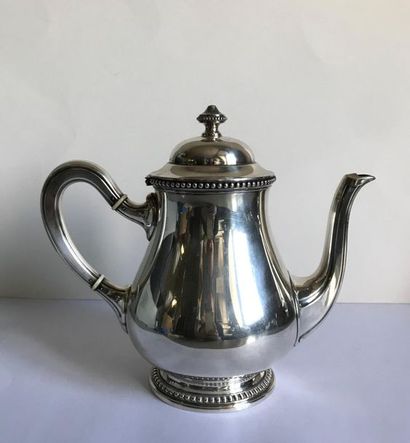 RAVINET DENFERT Maison RAVINET-DENFERT
Large silver plated metal teapot chiselled...