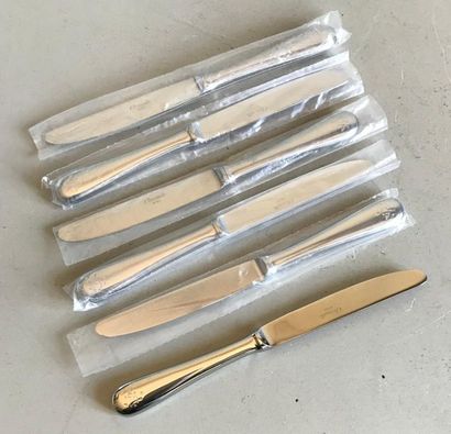 CHRISTOFLE Maison CHRISTOFLE
Set of six cheese knives with silver plated metal handle...