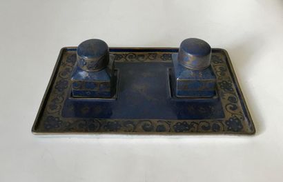 null Desk set in porcelain with blue background and gilded decoration consisting...