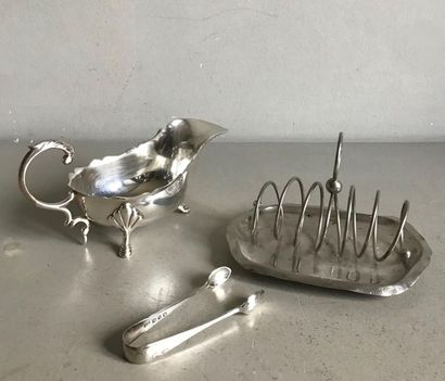 null Set of pieces for the table in silver metal : a gravy boat - a toast holder...