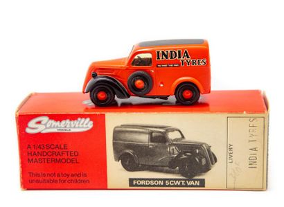 null SOMERVILLE MODELS 1/43
Fordson 5CWT.VAN with booklet, advertising India Tyres
New...