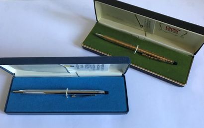 CROSS CROSS
Two pens in silver and gold plated metal
In their box - new conditio...