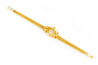 REALI Maison REALI - Switzerland
Lady's watch in yellow gold, ribbon strap with knots...