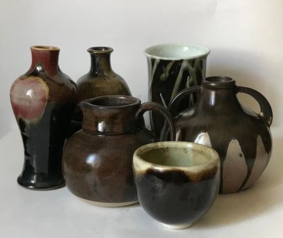 null MISCELLANEOUS ... 
 Set of six brown glazed ceramic vases, bowls and pitchers
H....