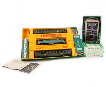 HORNBY HORNBY Gauge acHO
Set containing a BB loco ref. 16009 and two wagons, untested...
