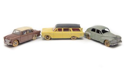 DINKY TOYS DTF 1/43
Lot de 3 véhicules: Fiat 1800 bicolore jaune à toit noir réf....