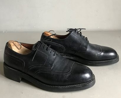null J.M WESTON - Vintage

Paire de chaussures Derby à lacets en pécari noir. Semelle...