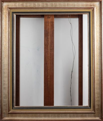 Cadre en bois 

Extérieur : 104 x 88 cm

Intérieur...