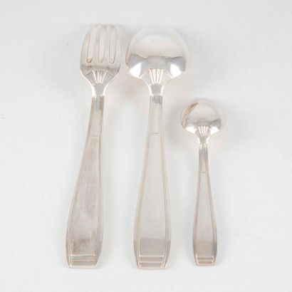 ERCUIS House of ERCUIS

Part of a silver plated Art Deco style cutlery set, including...