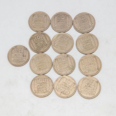 Lot de 13 pièces de 10 Francs Turin 1947