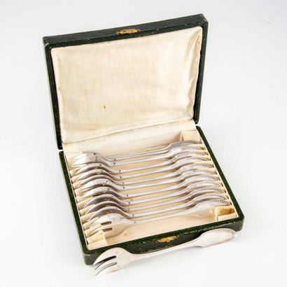 ALFENIDE ALFENIDE

12 pieces of silver plated cutlery with pearl frieze