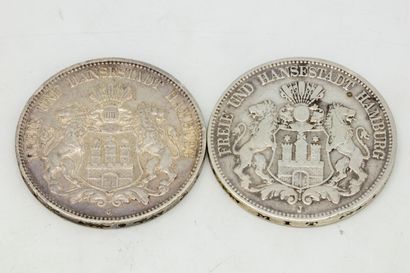 null Lot of two coins including : 

- 1 coin of 5 Mark Hamburg 1876, J

- 1 coin...