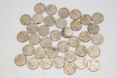null Lot of 36 coins of 10 Francs Turin 1932