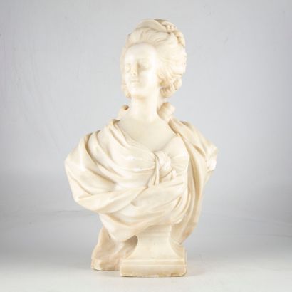 LECOMTE D'après Félix LECOMTE 

Marie-Antoinette en buste

Marbre 

Epoque Napoléon...