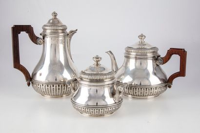 RISLER House of RISLER & CARRE

Silver tea and coffee set, moulded and chiselled...