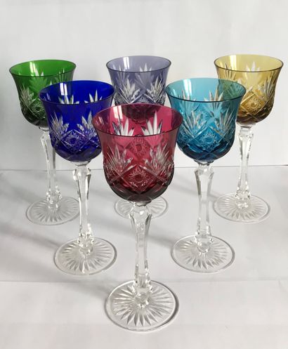 null Suite of six large Roemer Rhine wine glasses with foot in cut crystal lined...