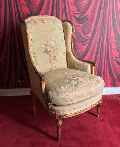 null Gilded wood shepherd's chair with ribboned rushes. Fluted legs. Beautiful tapestry...