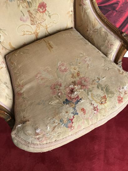 null Gilded wood shepherd's chair with ribboned rushes. Fluted legs. Beautiful tapestry...