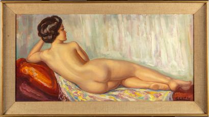 GENTA Albert GENTA (1901-1989)

Nue féminin allongée

Huile sur toile, signée en...
