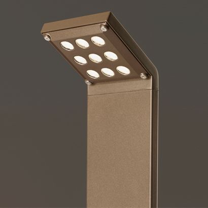 null Q8 Outdoor Floor Lamp

Manufacturer : Side Design

Brown matte metal - 9 LED...
