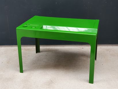 Marc BERTHIER Marc BERTHIER (born in 1935)

Desk model " OZOO 600 " in green tinted...