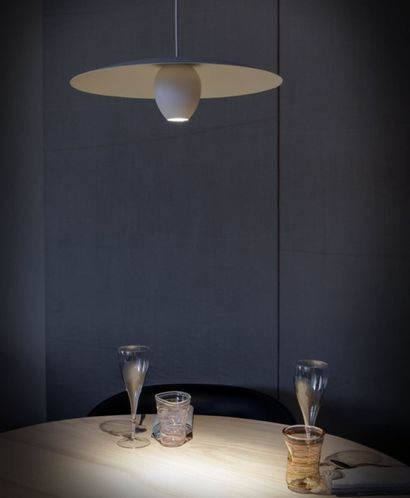 Davide Groppi Suspension lamp OVONELPIATTO

Designer: Davide Groppi

Manufacturer:...