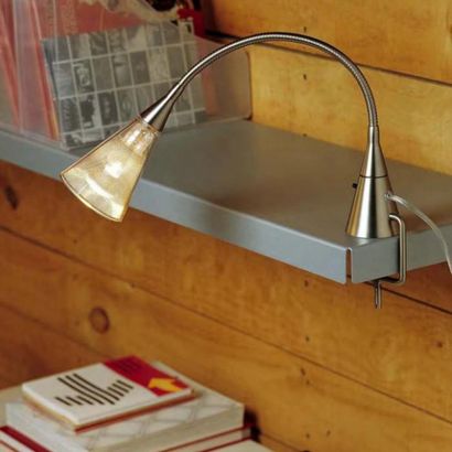 Daifuku Designs VIPER PINZA clamp or vice lamp 

Designer: Daifuku designs

Manufacturer:...