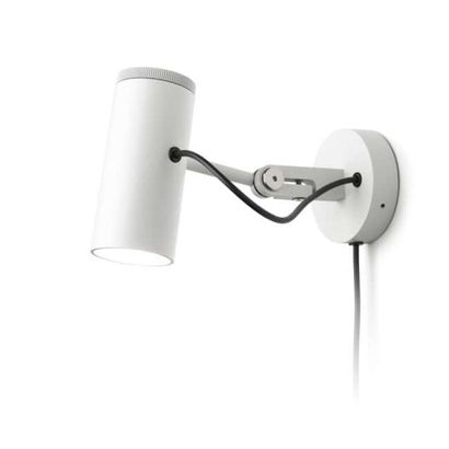 Joan GASPAR Wall lamp POLO A 

Designer : Joean Gaspar

Manufacturer: Marset

7W...
